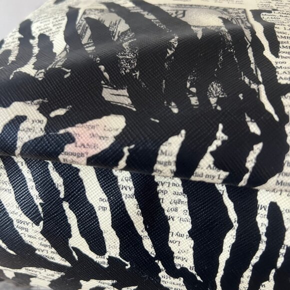 $300 Y2K L.A.M.B BY GWEN STEFANI NEWSPAPER ANIMAL PRINT TOTE LARGE - Picture 11 of 14